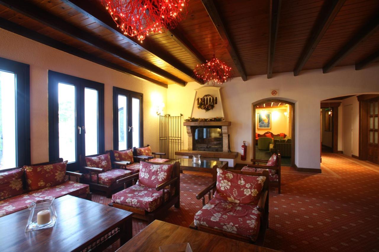 Hotel Spa Montana Karpenisi Ngoại thất bức ảnh