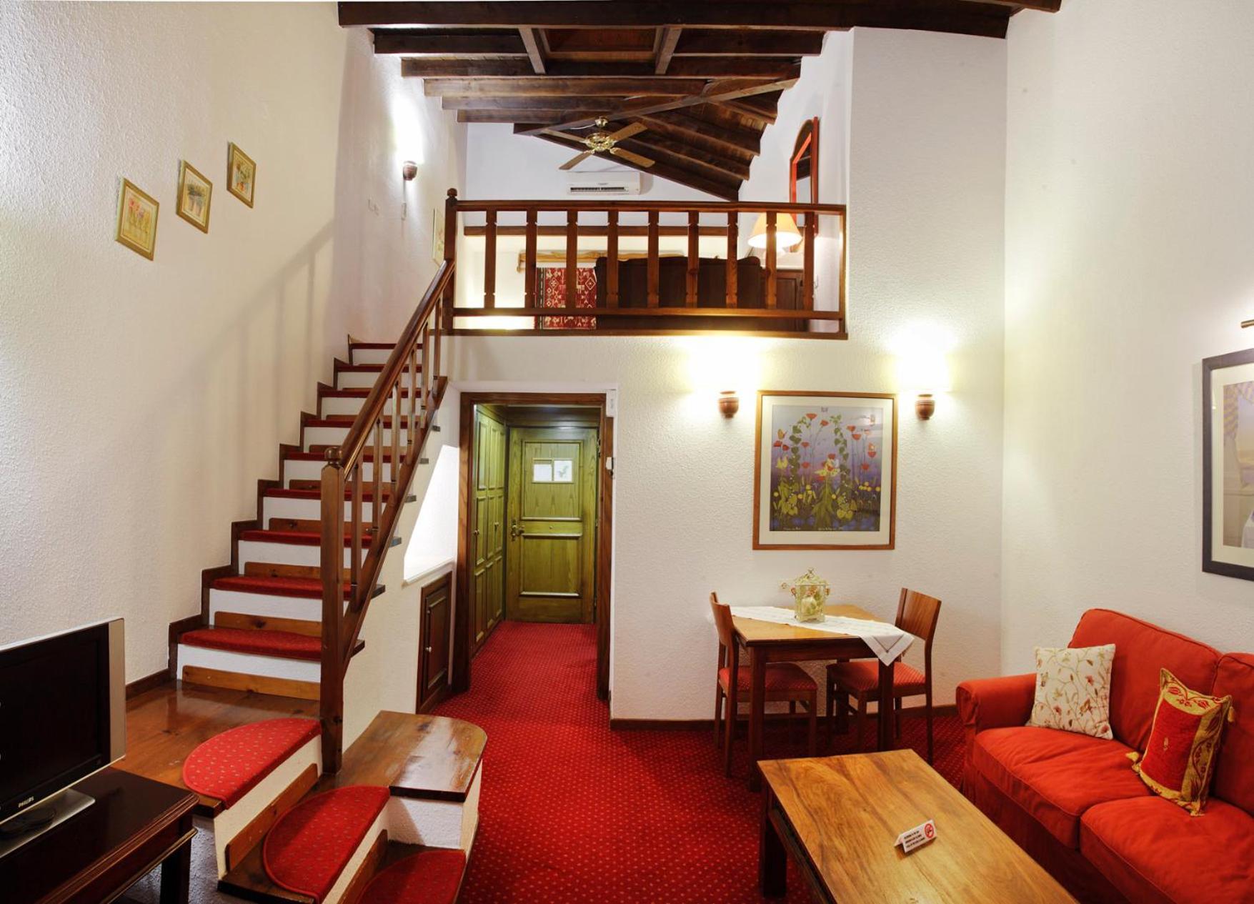 Hotel Spa Montana Karpenisi Ngoại thất bức ảnh
